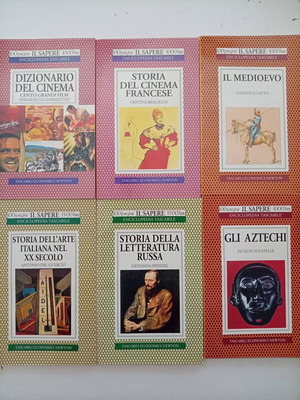 Il Sapere Vintage Pocket Book Set of 6, like new, Italian