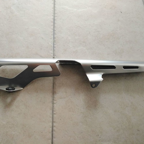 Suzuki GSX 1400 genuine chain guard used