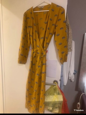 Compania Fantastica wrap midi dress like new, mustard with flowers