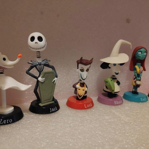 Jack Skellington and Sally collectible figure set like new