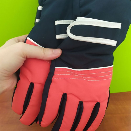 Ski gloves new