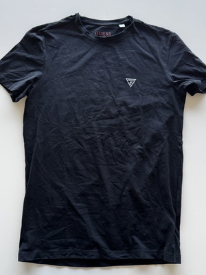 Guess unisex μπλουζάκι Small μαύρο μεταχειρισμένο