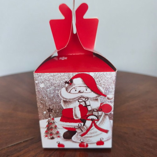 Christmas tree candle with melomakarono scent new