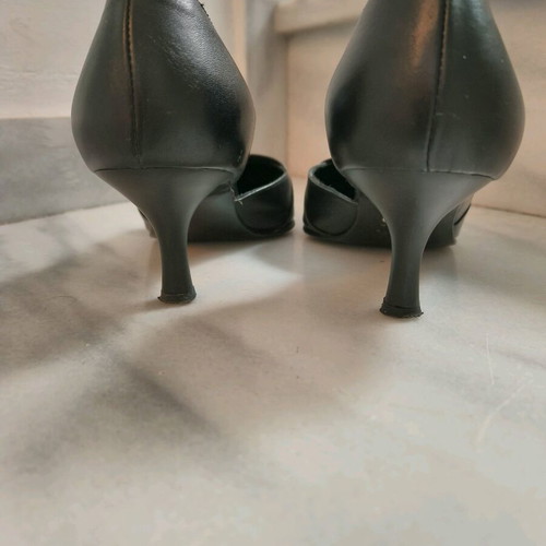 Leather black pumps used, size 38, 5 cm heel