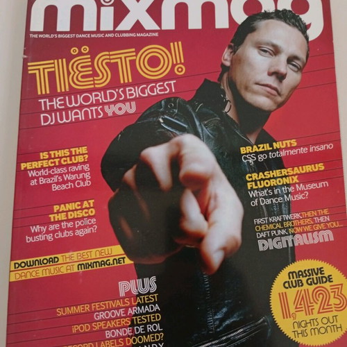 Mixmag magazines like new, pack of 6 with electronic music CDs