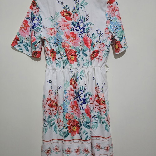 Floral dress Shein new, white multicolor, size S