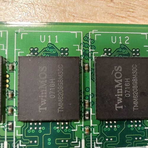 TwinMos DDR2 PC2 5300 Ram Memory 3GB like new, 3 pieces
