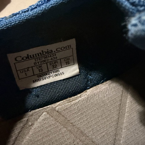 Columbia summer sandals size 32 used, blue