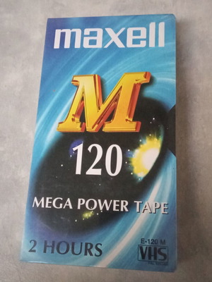Maxell M 120 VHS videocassette new, 2 hours duration, 1990s