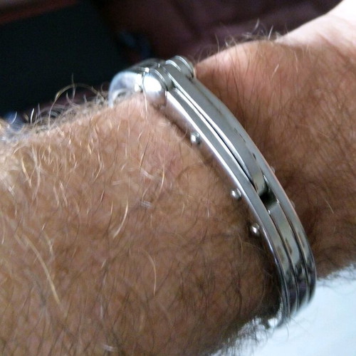 A.L.E. men's stainless steel handcuff bracelet like new, silver