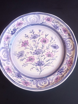 Authentic Skyrian Ceramic Plate by Yianna Ntizou, handmade, 23cm