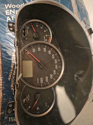 Toyota Yaris diesel odometer 2012 and later used, excellent