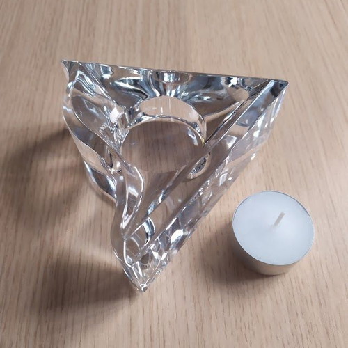 Decorative modern crystal tealight holder with candle