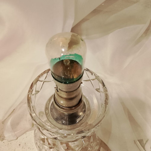 Vintage crystal lamp like new