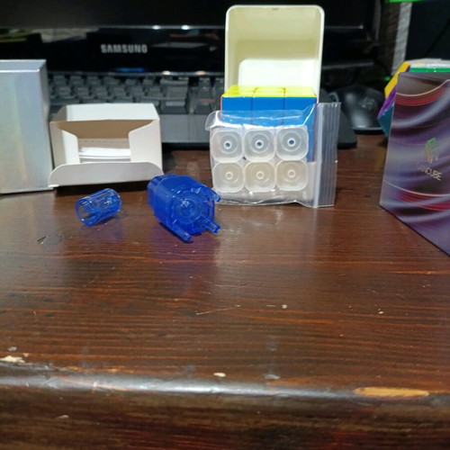 Gan 15 UV maglev like new