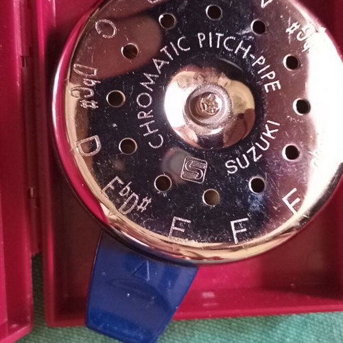 Suzuki Rotary Chromatic Pitch Instrument like new, multi tones, tuner