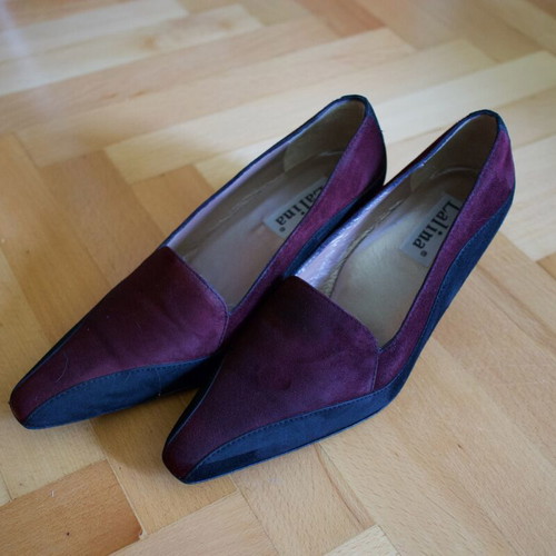 Lalina Italian suede two-tone kitten heels size EU 36.5 like new