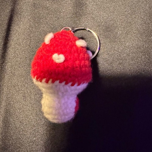 Caravan embroidered mushroom keychain like new, white and gold