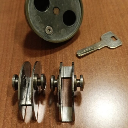 Bullet security lock like new for glass store door