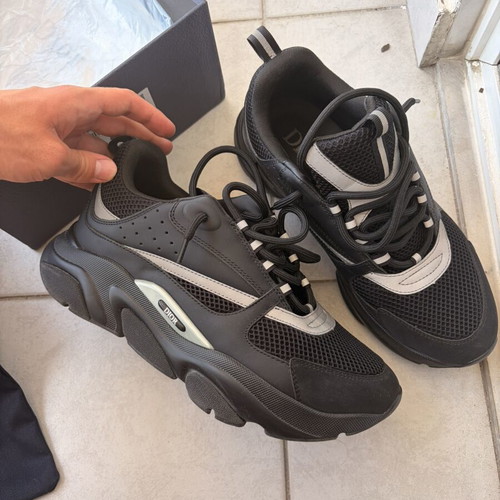 Trainers B22 never worn, top condition, size 43, black