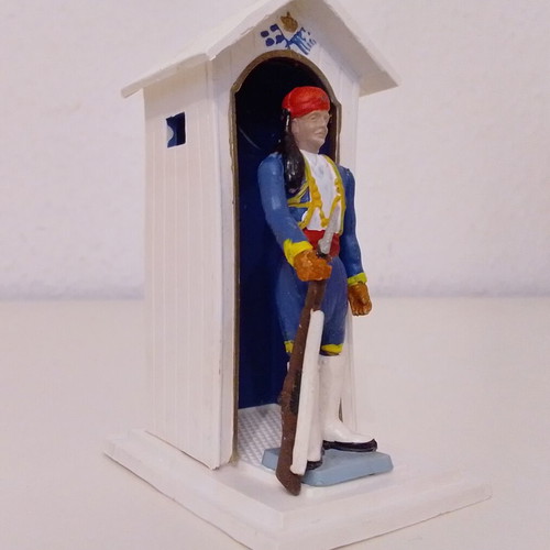 Athina figure Cretan guard 1960s used