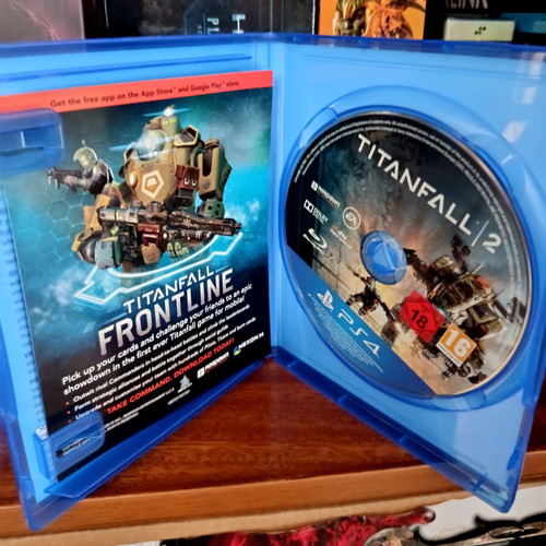 TitanFall 2 PS4 game like new, English version