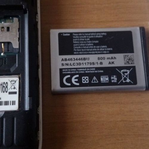 Samsung GT-E1050 with original 800 mAh battery, no charger