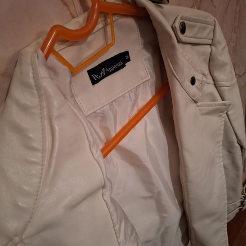 Jacket made of faux leather like new
