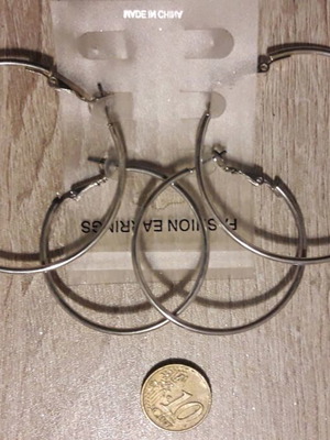 Hoop earrings 2 pairs like new