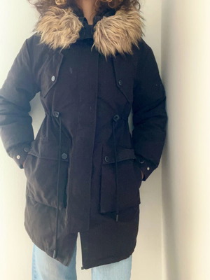 Cropp black jacket used, size small with zipper