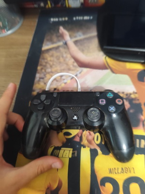 PS4 controller used, wired only