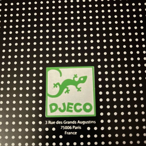 Djjeco wooden magnetic board like new