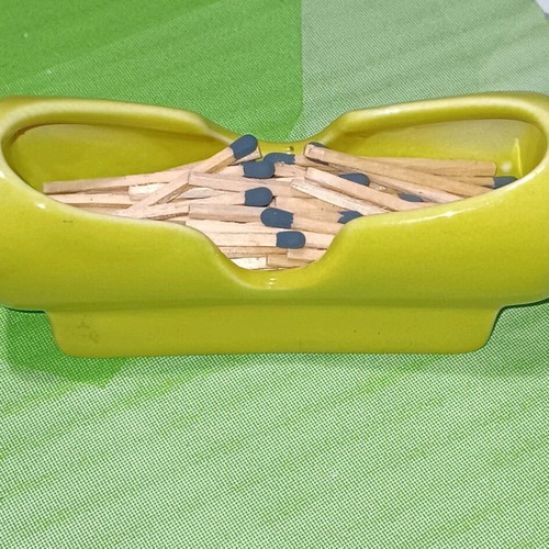 Ceramic container for toothpicks like new