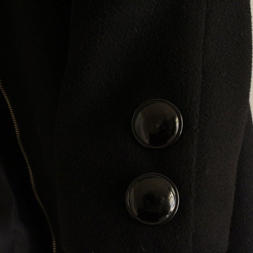 Black coat like new, sizes L and XL