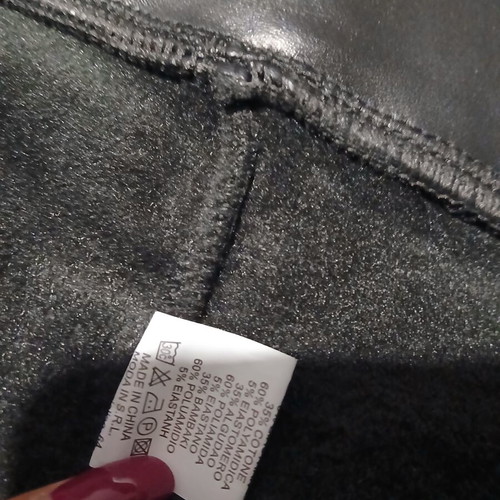 Leather-look leggings with winter lining, black