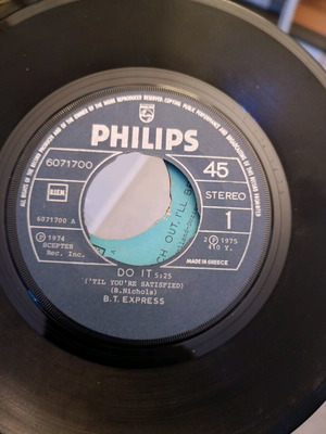 Vinyl record 45 rpm 7 inch B-t express do it used, R&B / Soul