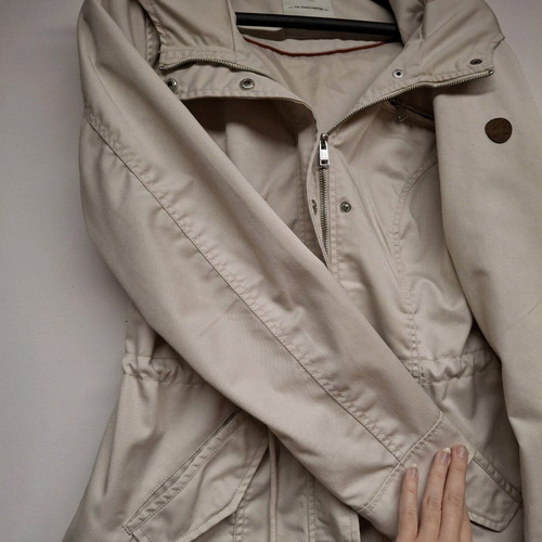 Only jacket like new, beige and white, size XL