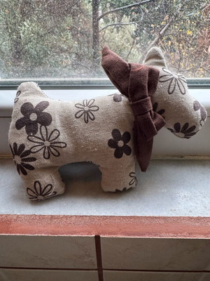 Fabric dog doll new decorative item