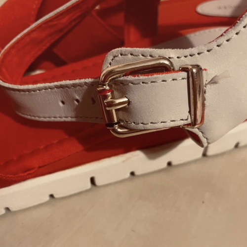 Tommy Hilfiger red criss-cross sandals size 40 like new