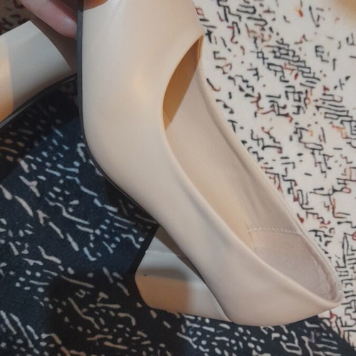 Beige high heels new, size 35.5