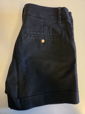 H&M black shorts medium used