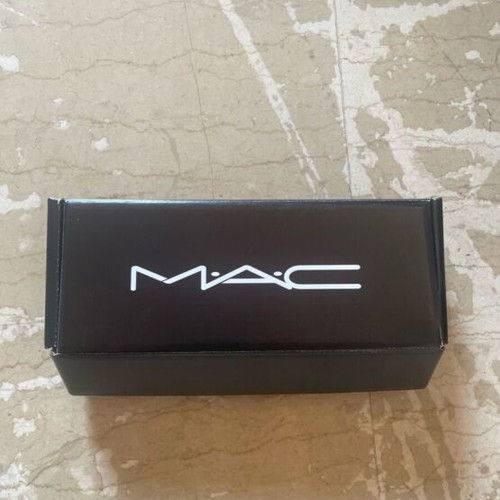Mac lip pencil Lasting Sensation and eyeshadow Paradisco like new