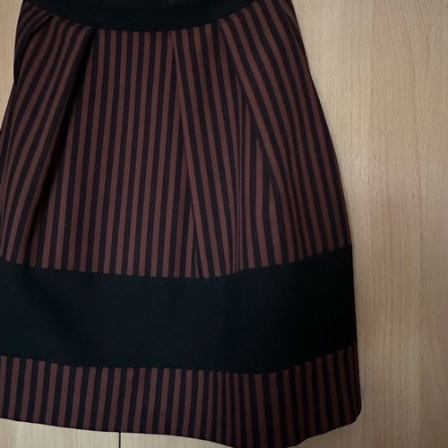 Bill Cost skirt size S brown with zipper new