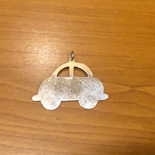 Silver necklace in car shape 925