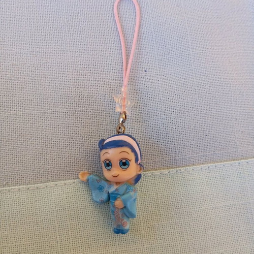 Figure - Hanging for mobile or bag