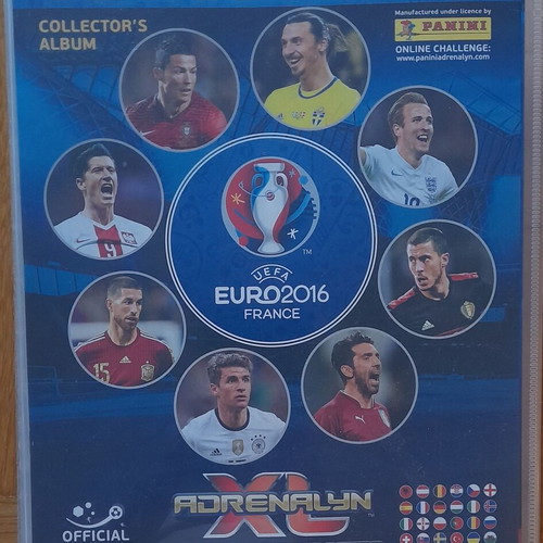 Euro France 2016 Adrenalyn XL album with 413/459 cards used