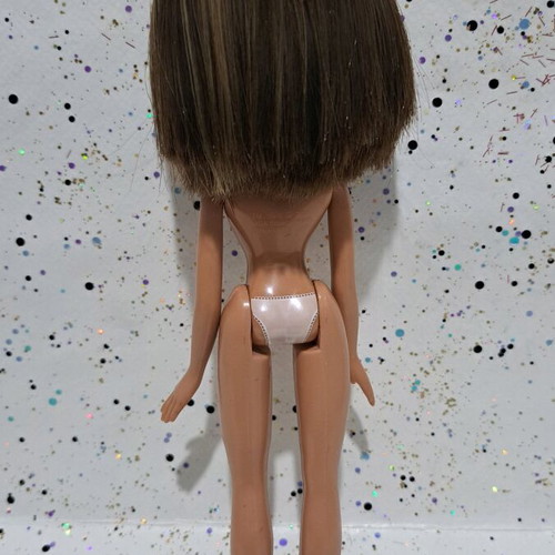 Bratz Wildlife Safari Yasmin doll used with flaws