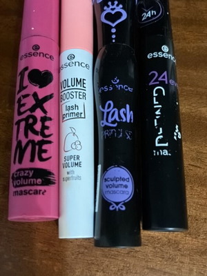 Μάσκαρα Essence μεταχειρισμένη, σετ 4 τεμαχίων