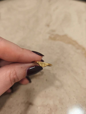 Ethnasia ring new, gold color
