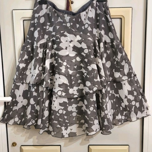 Skirt with ruffles A-line gray No 40 (L) like new